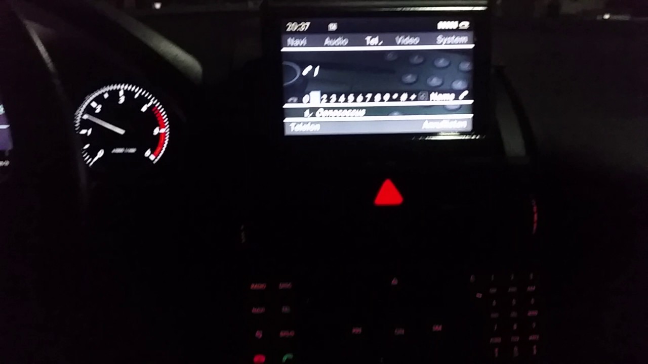 Mercedes Benz CKlasse W204 Cockpit Beleuchtung im dunkeln YouTube Mercedes Benz CKlasse W204 Cockpit Beleuchtung im dunkeln YouTube