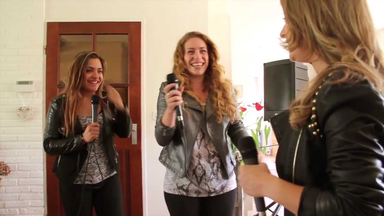 Lisa, Amy & Shelley - thuisoptredens prijswinnaars - augustus 2013