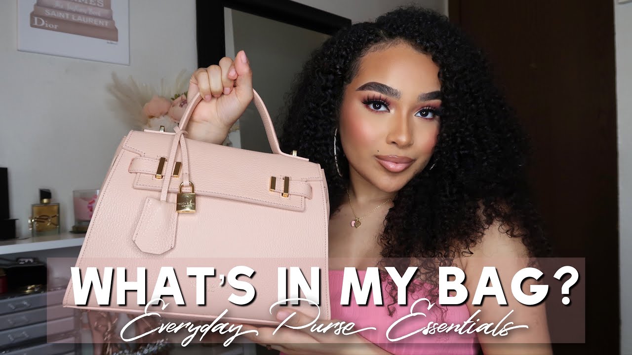 WHAT'S IN MY BAG? 2023 | MY EVERYDAY PURSE ESSENTIALS! - YouTube