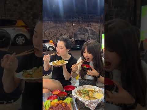 Video Lẩu Nướng Phố Cổ 20 Năm Chưa Cần Quảng Cáo | Ở Hà Nội... - youtube