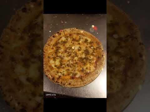 كواترو فورماج  اكلات سريعه  نابولي  بيتزا   