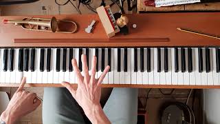 Stride Jazz Piano Tutorial: Bass Line + Chord for the left hand & Arpeggio Roll for the right hand