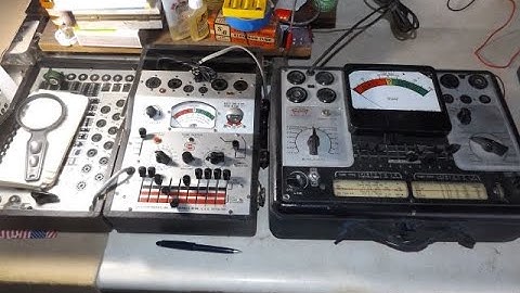 How I test a 12AX7 tube SECO 107-A & TRIPLETT 3413-A Tube Testers