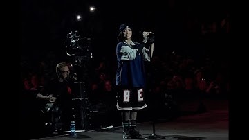 Billie Eilish talking to the crowd in Paris N1 of #hitmehardandsofttour (part 1)