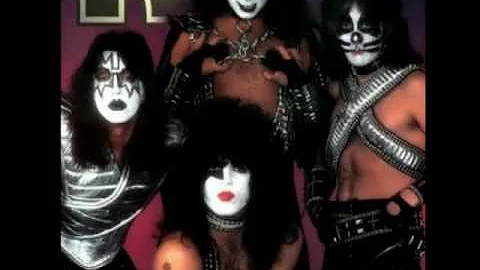 Kiss - Love Gun - LOVE GUN ALBUM 1977