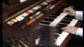 Ebb Tide (played on the Technics U90 organ) chords