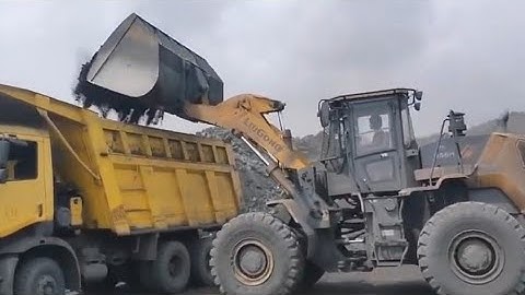 LiuGong 856H Wheel Loader||Coal लोडिंग in Coal Mines||