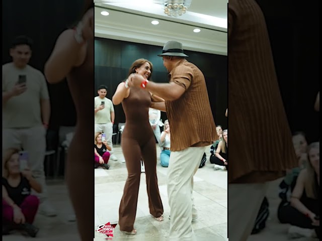 Este año incorporamos al equipo a Ángela Mariano!
Impartiremos bachata tradicional todos los jueves,además de lady style