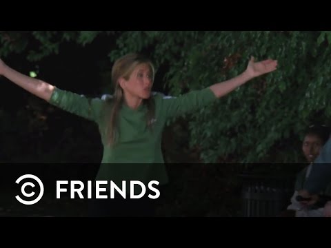 Phoebe's running style | Friends