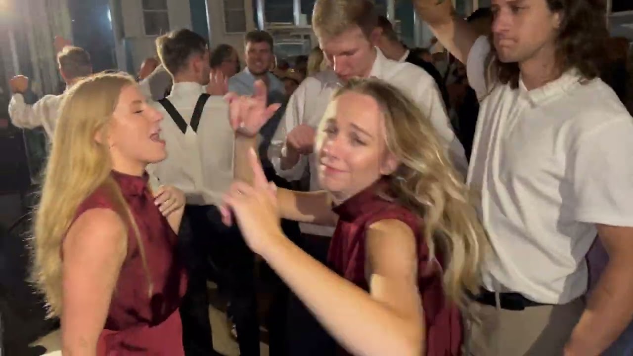 Crazy in Love | Chicago Wedding Band | Chicago Wedding Bands | Chicago Wedding Music