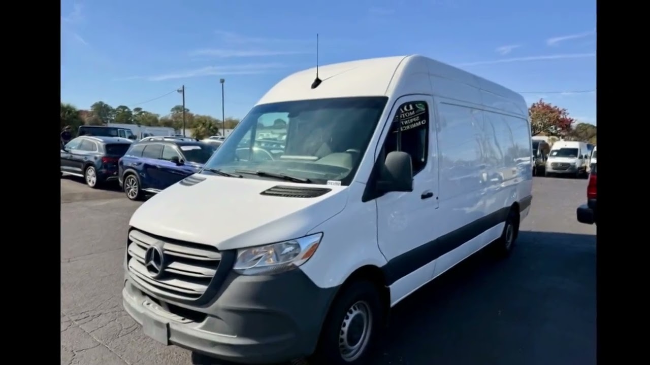 Pre-Owned 2022 Mercedes-Benz Sprinter 2500 Cargo 170 WB -...