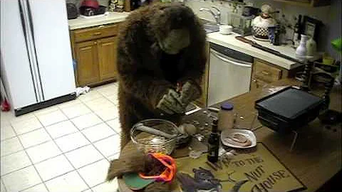 Bigfoot's Kitchen Webisode 2-Squirrel Burgers