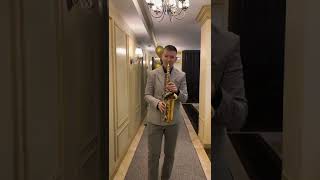 Зимняя вишня 🍒- саксофон 🎷