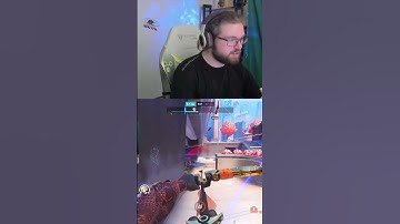 When you are chilling but they want to dive you - Overwatch 2