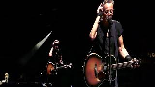2023-04-28 Bruce Springsteen - Last Man Standing (Catalan subtitles)(European live premiere)