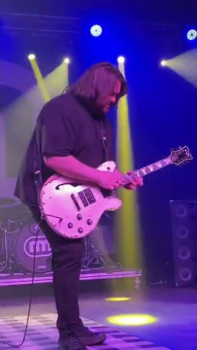 Wolfgang Van Halen Solo Chattanooga,TN  5.17.22