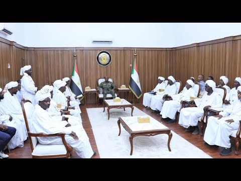 رئيس مجلس السيادة يلتقي وفد إتحاد عموم الجوامعة