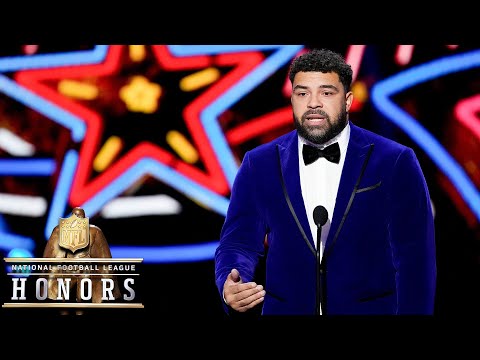 Cameron Heyward Wins Walter Payton Man of the Year Award 