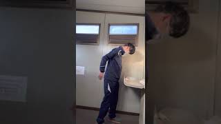 競パンブーメランコーチ生着替え