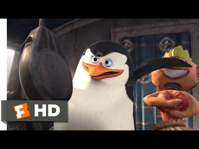 Madagascar - Escape 2 Africa - Penguins Plane Crash Scene