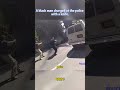A black man charged at the police with a knife.(part2/2)