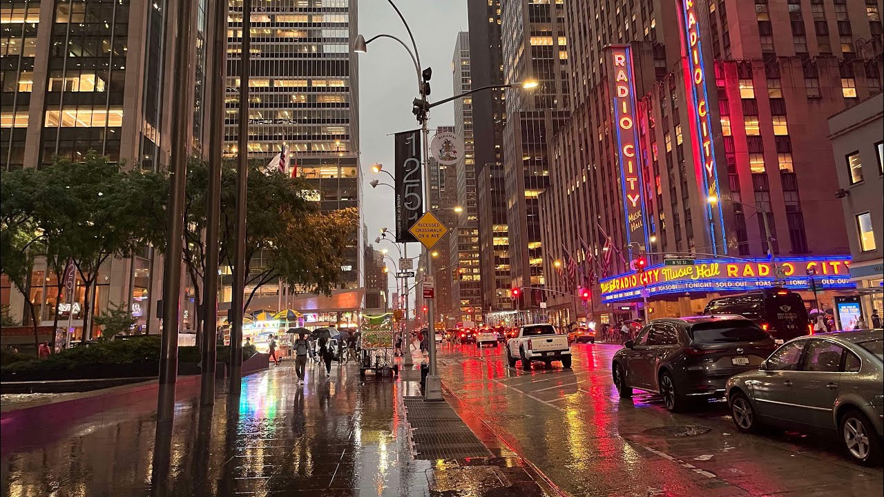 Heavy rain in New York City Midtown Manhattan on August 18th 2024 - YouTube