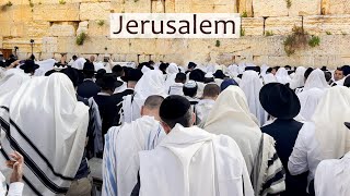 THOUSANDS ATTEND PASSOVER PRIESTLY BLESSING AT WESTERN WALL IN JERUSALEM.