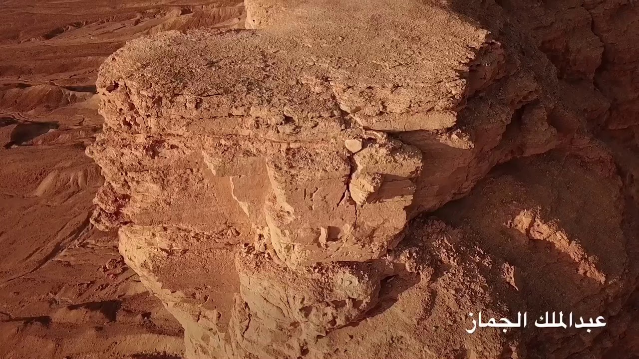 تصوير جوي لـ نهاية العالم في شعيب حريملاء٣٩