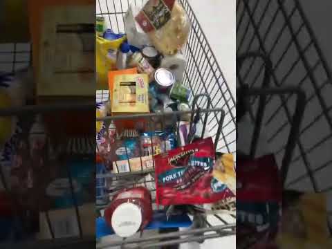 Video: Walmart niyə saat açılır?