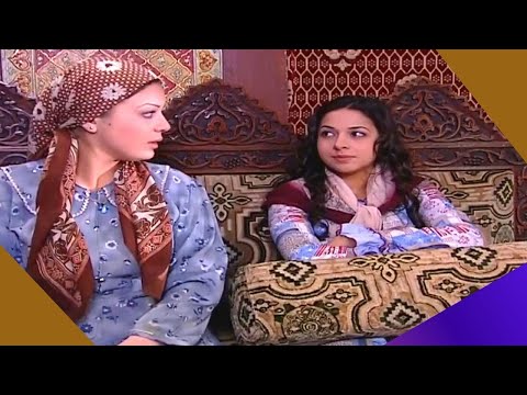 باب الحارة حكايا جميلة و دلال لطفية عم تشلي مع جميلة و دلال على بنات الحارة