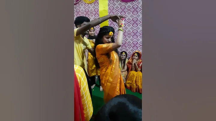 bride emotional dance wid her bro#viral #haldi #video #wedding #dance #share #ytshort #shorts #new