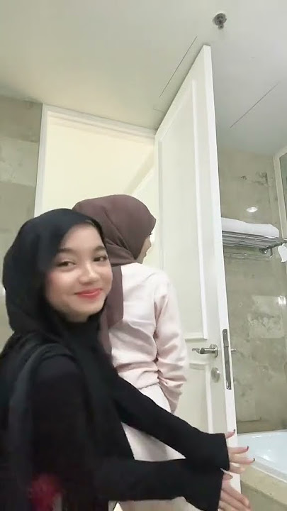 Goyangan Oklinfia HOT yang disensor !  #oklinfia #oklin