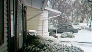 It's SNOWING outside!! :D