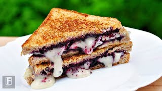 5-Minute Breakfast: Blueberry Camembert Sandwich Recipe