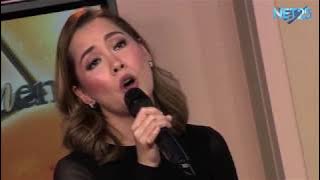 SHIELA VALDERRAMA performs 