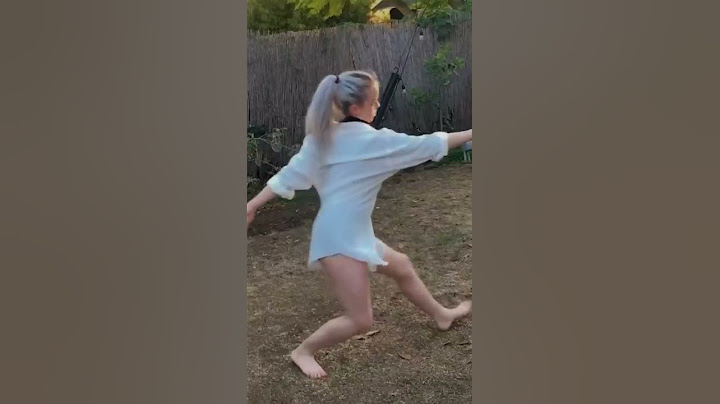 Billie Eilish dancing before injury 2015 #shorts