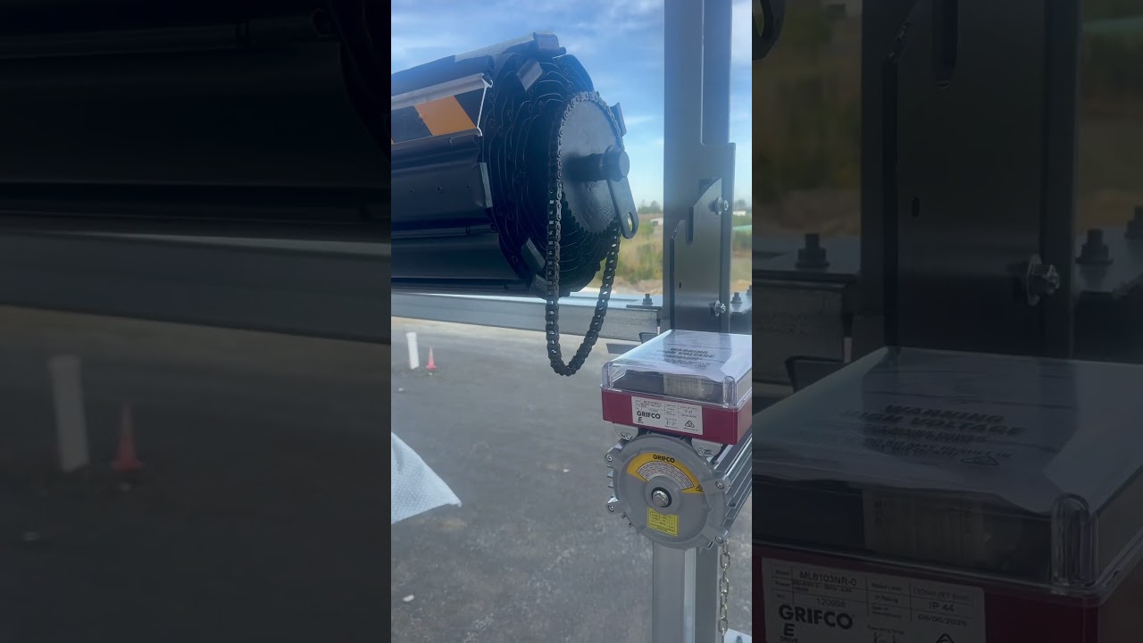 10x Industrial Roller Door Install | Clean Commercial building  | NZ 