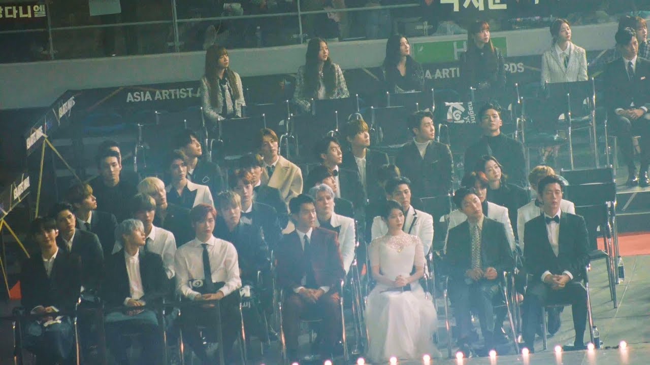 워너원,아이유(IU),뉴이스트,아이즈원 Reaction To 윤아(SNSD),수지(Suzy) 수상소감@181128 AAA[ 4k Fancam/직캠