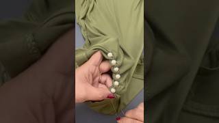 😍 Hand sewing hack for downsizing wide neckline #easytrick #sewingtips #sewinghacks @ArtsnCraft4u