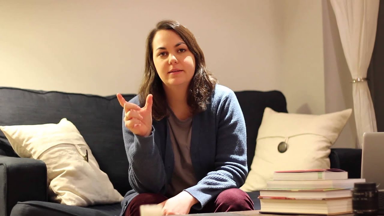 Quinn Marcus just wants a moment of your attent-