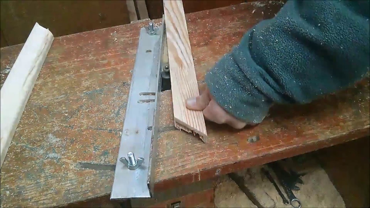 Натягивание холста на подрамник
