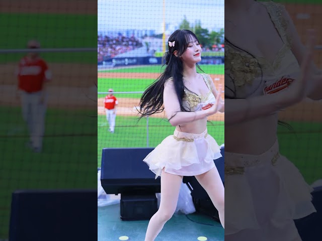 ssg랜더스 정설아치어리더 안타 조형우선수 응원 직캠 #shorts #정설아 #치어리더 #응원 #공연 #직캠 #영상 #ssg랜더스