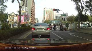 2015 02 14 早上8點20 高雄 五福路和平路口 車禍
