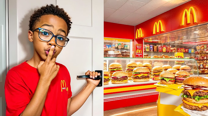 I built a SECRET McDonald's in my ROOM!