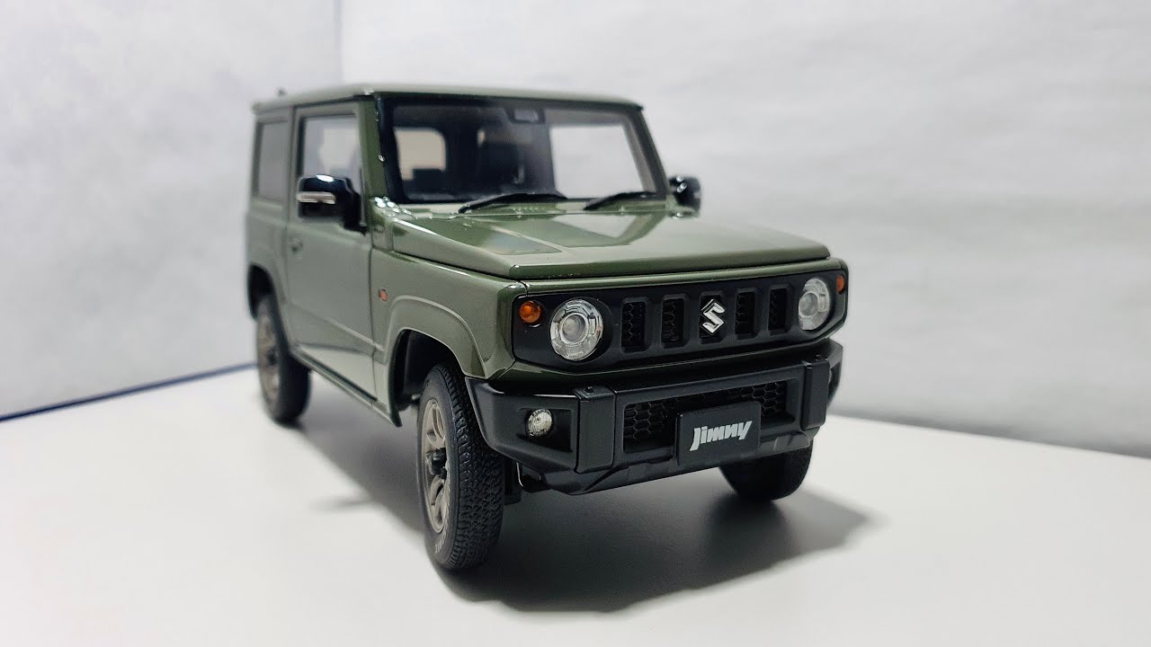 AUTOart Suzuki Jimny (JB64) Jungle Green 1:18 Scale (Unboxing