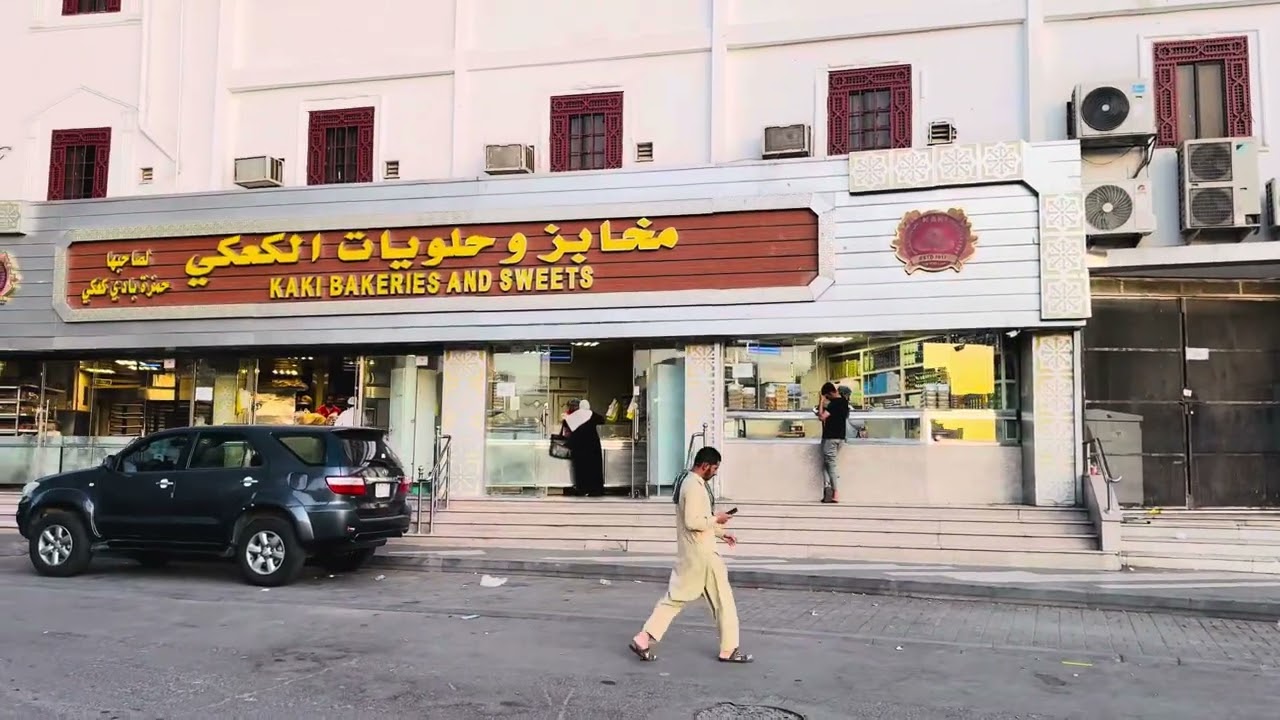 رحلة فجرية إلى المسجد النبوي الشريف من حيي البحر والمغاربة والمرور بشارع المطاعم القريب من الحرم