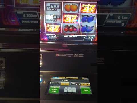 Dealer actually gets mad! Poor guy #gamble #casinogames #slots #blackjack