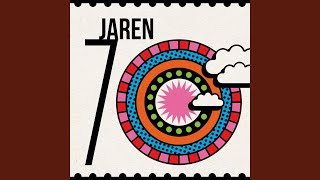 Feels Like the First Time - YouTube