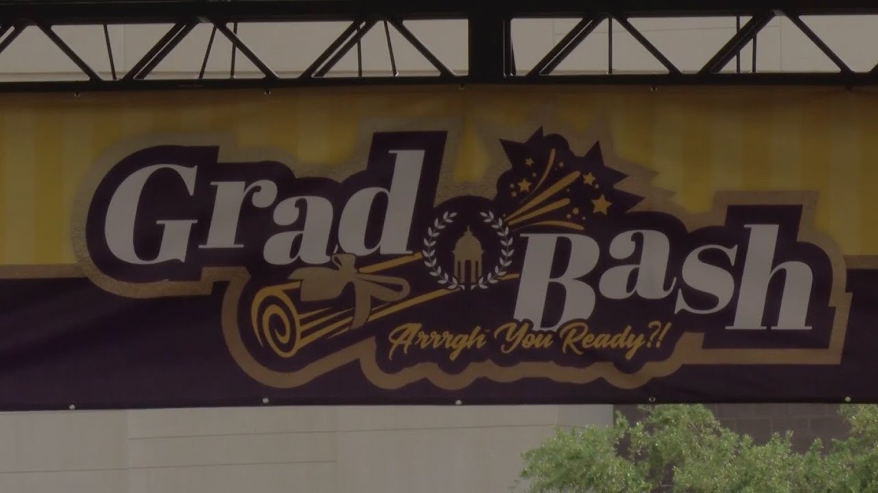 ECU students ready to graduate continue tradition of ECU Grad Bash