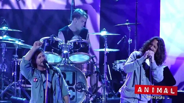 Pearl Jam "Hunger Strike" W/ Chris Cornell PJ20 Alpine Valley Festival Sept 4th, 2011 BD & DVD